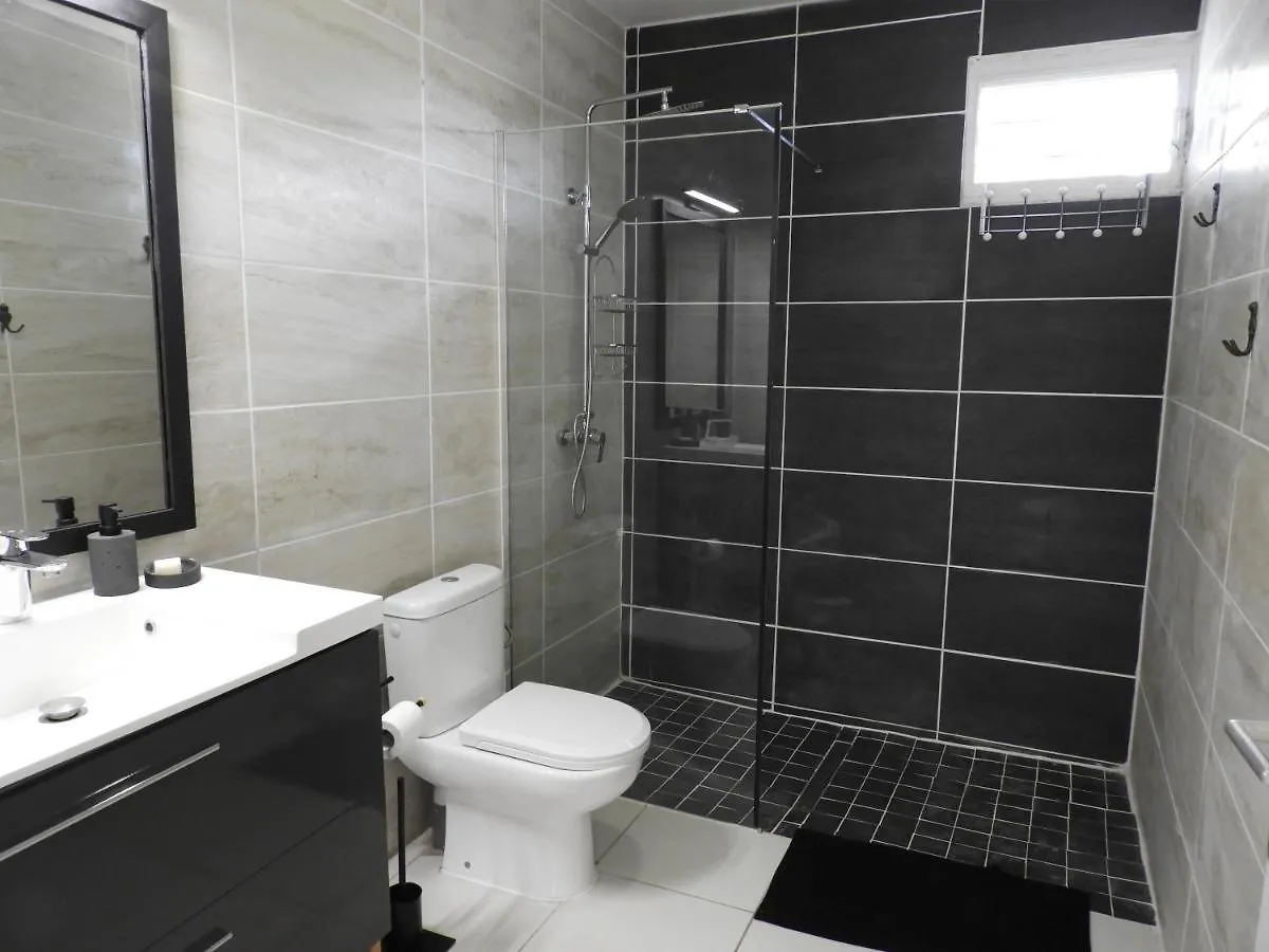 Ti Kaz A Patou, Au Coeur De L'Ile. Apartment Baie-Mahault
